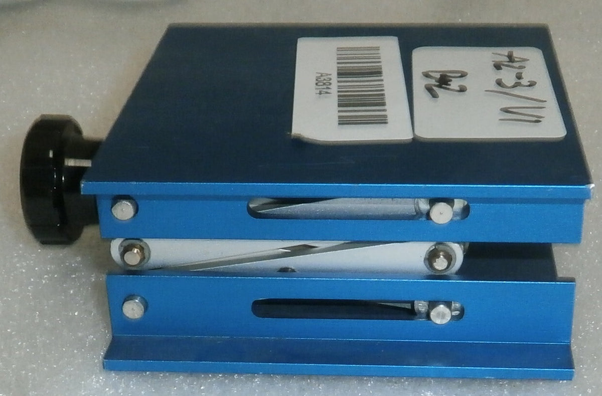 Lab Jack Lab Lifting Platform 4 X 4 inches from KARL SUSS PA200