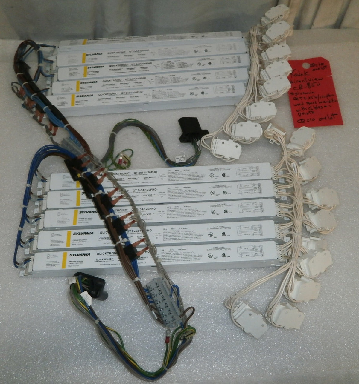 SYLVANIA QT2X54-120PHO WITH CABLES AND CONNECTION FROM KODAK DIRECT VIEW C