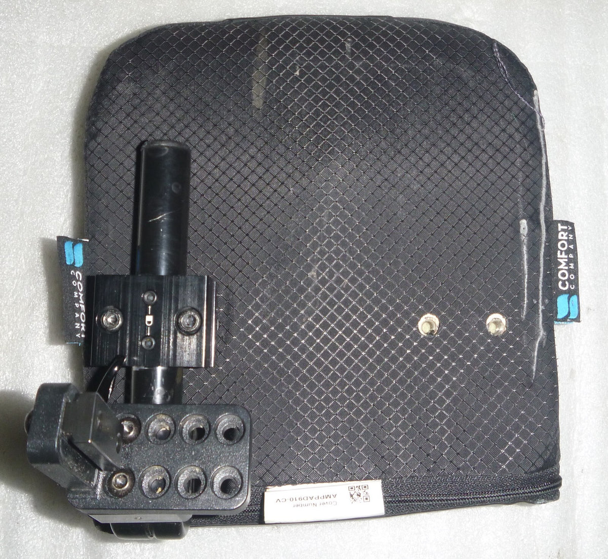 Comfort Company Swing-away cushion AMPTQR910 W/ COVER GOOD CONDITION 9"X 10"