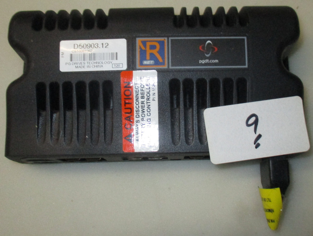 PG DRIVES CONTROLLER D50903.12 FROM QUICKIE 646 SE WHEELCHAIR GOOD CONDITIO