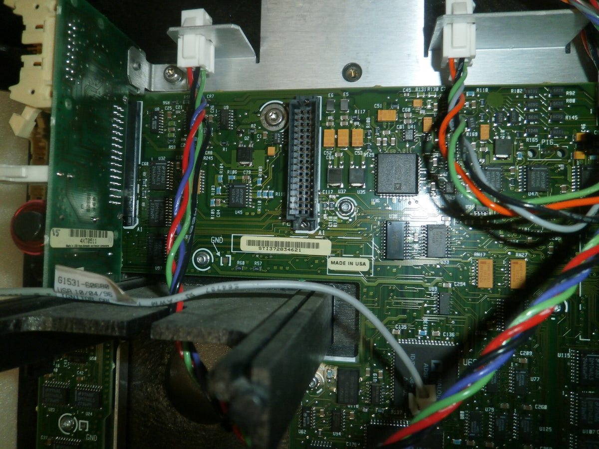 AGILENT G1530A MAIN BOARD ST1372834621 GOOD CONDITION COMES AS PHOTO