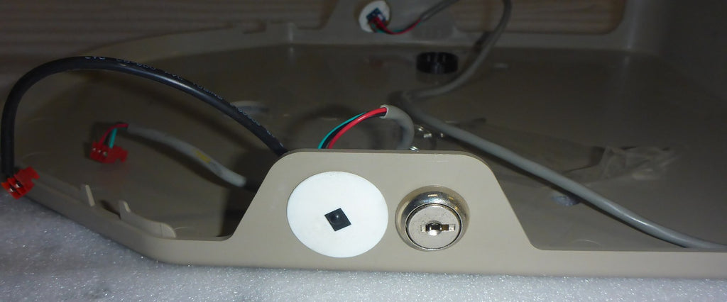 2017 BRUNO STAIR LIFT BODY PARTS,WITH KEY AND SENSORS,CABLES USED GOOD CONITION