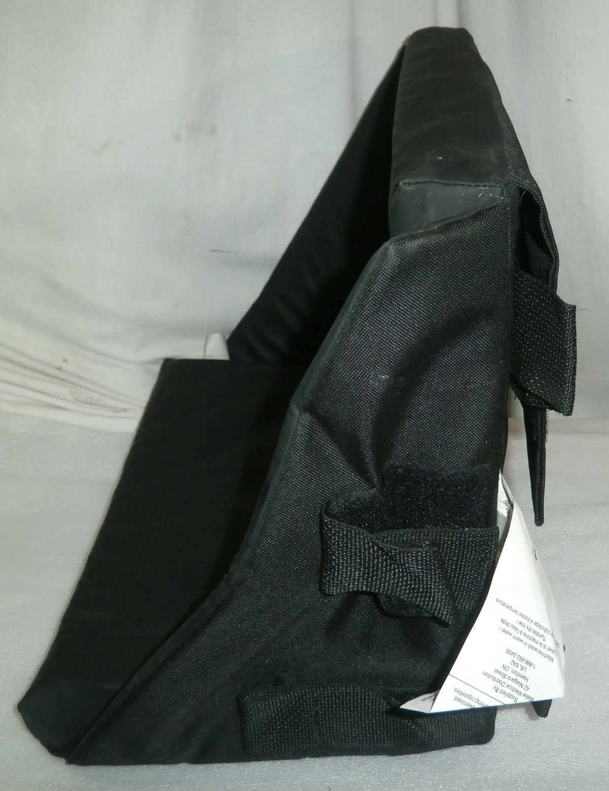 BLAKE GEO MATRIX FOOTBOX 18x9x2 inch soft good condition