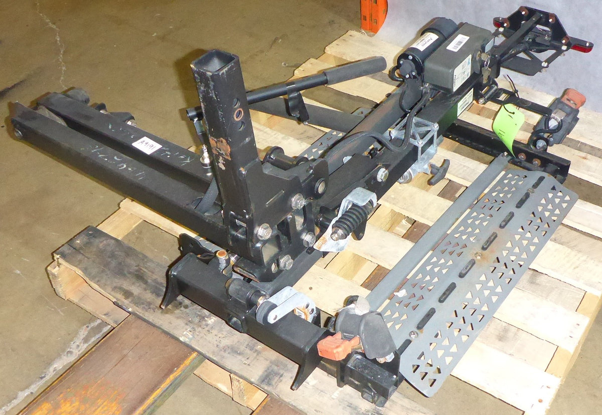 2019 BRUNO ASL-275 OUT SIDER CHAIR LIFT WORKS VERY GOOD -SIPPING SIZE 45X30"