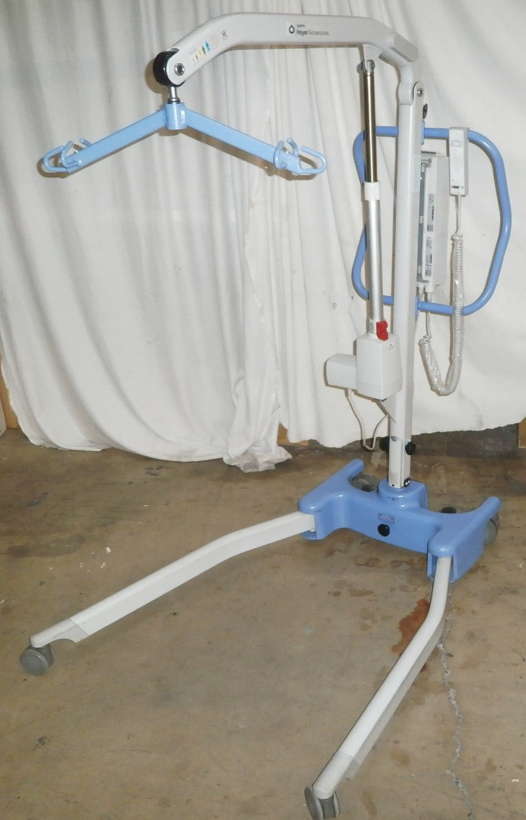 Joerns Hoyer Advance 340 Electric FOLDABLE Patient Lift (No Tariffs) Year 2018