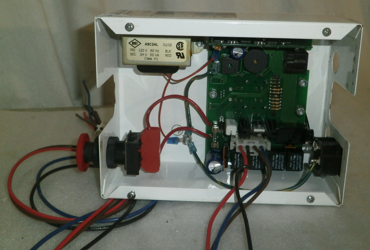 ERGO LIFT BHM ERL1-2110 CONTROL BOX W/ CABLES AND SAFETY SWITCH