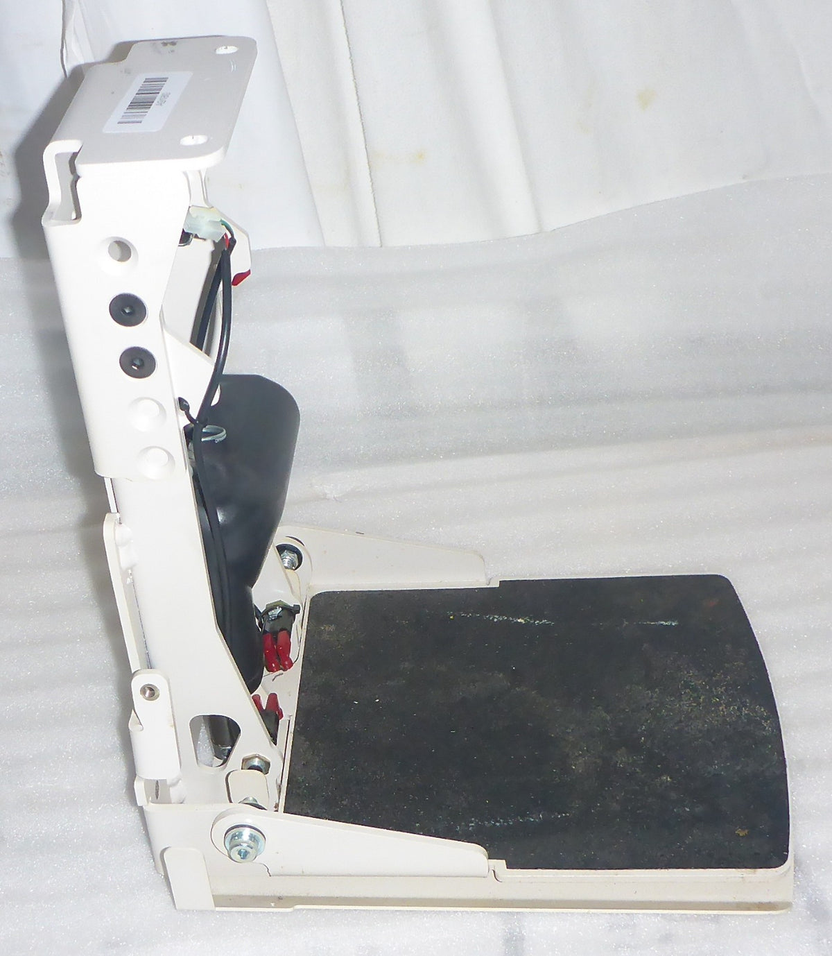 2023 BRUNO STAIR LIFT S2 ELITE CRE-2110 FOOTREST WITH ACTUATOR USED GOOD CONDI