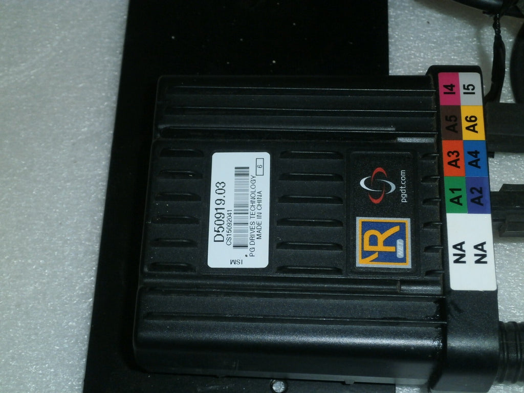 SET OF 2 CONTROL RNET D50919.03 & D50903.12 FROM POWER WHEELCHAIR W/ CABLES