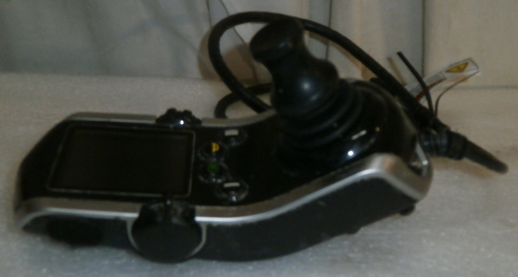 QUANTUM CTLDC1472 CONTROL AND JOYSTICK WITH SWING AWAY ARM USED AS PHOTO