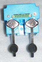 2 of nh102886-TNG AND 2 OF N102887-C AIR LIQUID PARTS AS PHOTO USED GOOD CONDIT
