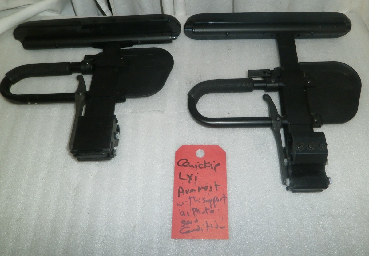 PAIR OF WHEELCHAIR ARM RESTS LEFT AND RIGHT WITH SUPPORT FOR QUICKIE LXi