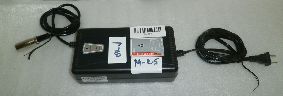24 VOLT LED ACID BATTERY CHARGER MODEL HP1211B1 USED VERY GOOD WORKING CONDITIO