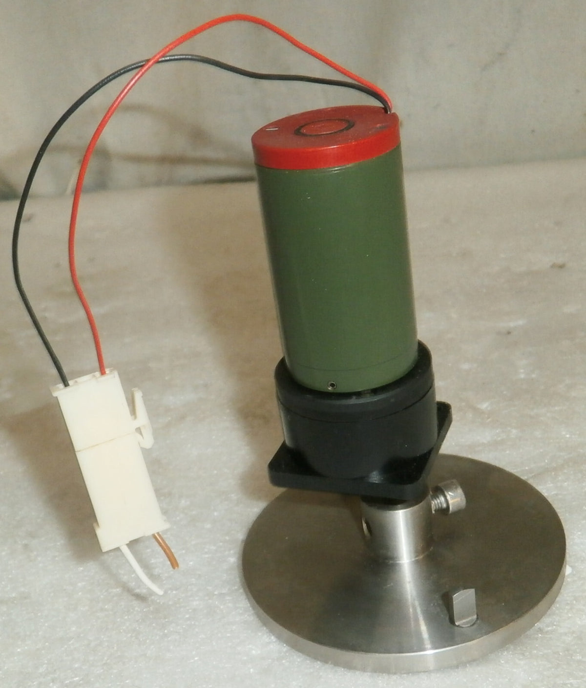 Maxon 2332.968-23.118-100 DC Motor