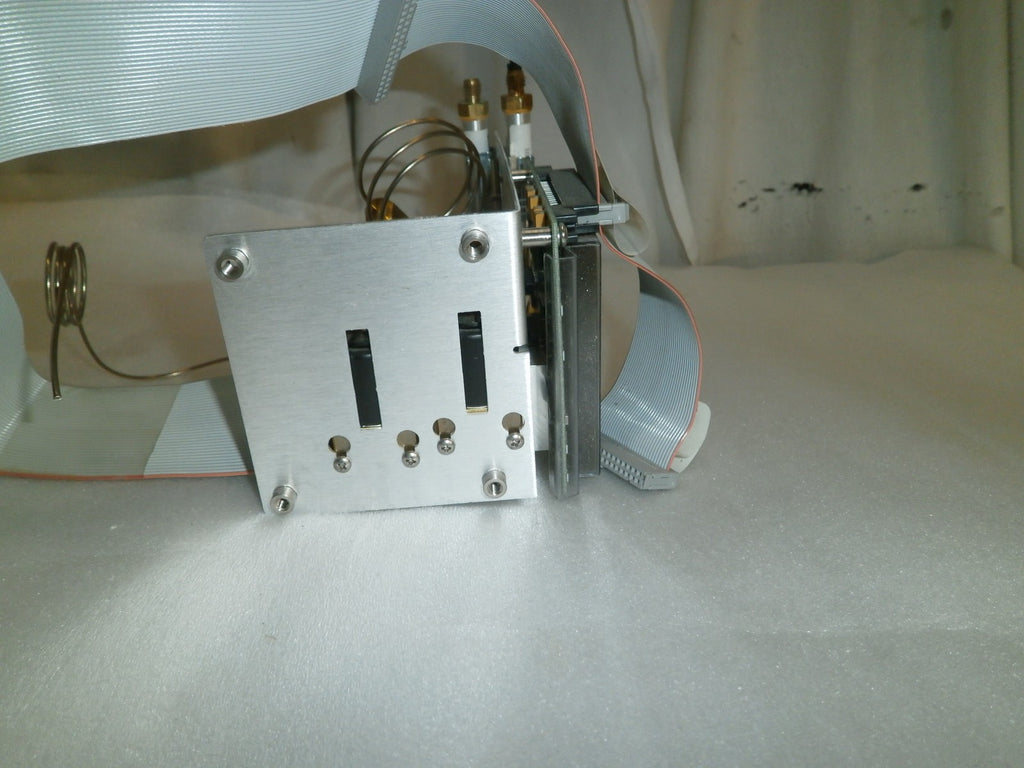 VARIAN CP-3800 CHROMATOGRAPH EFCTYPE 24-20734 USED AS PHOTO