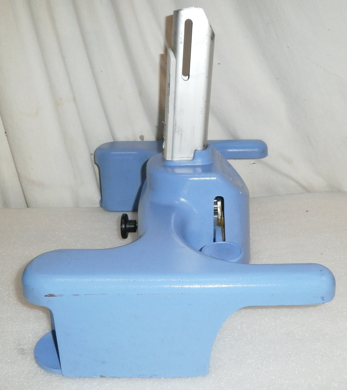 HOYER 340 ADVANCE BASE ASSEMBLY WITH FOOT PEDAL MECHANISM AS PHOTO GOOD