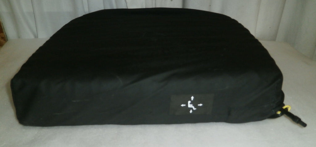 ROHO 20X16.5X4.25 WHEELCHAIR CUSHION GOOD CONDITION WITH COVER AND PUMP