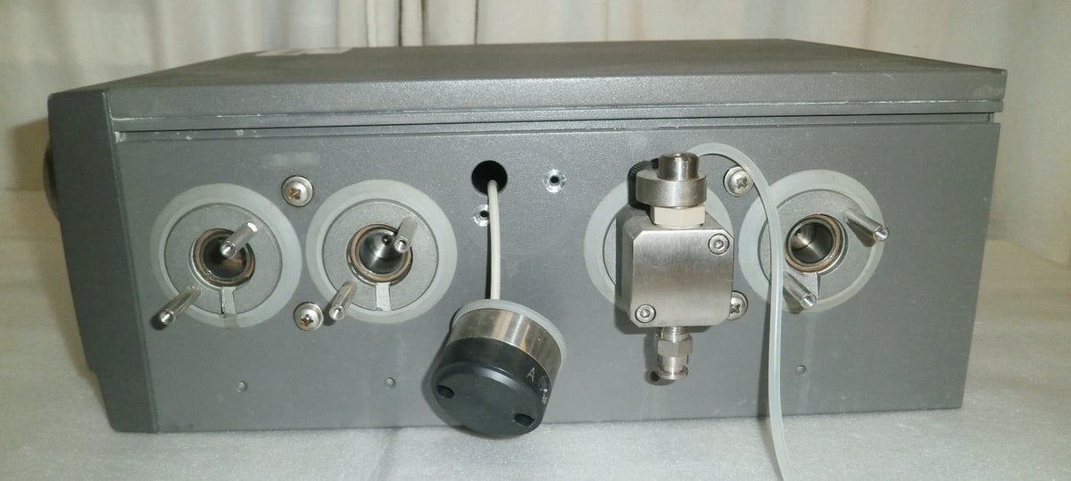 AMERSHAM PHARMACIA BIOTECH P-900 PUMP AND PARTS AS PHOTO used very good conditio