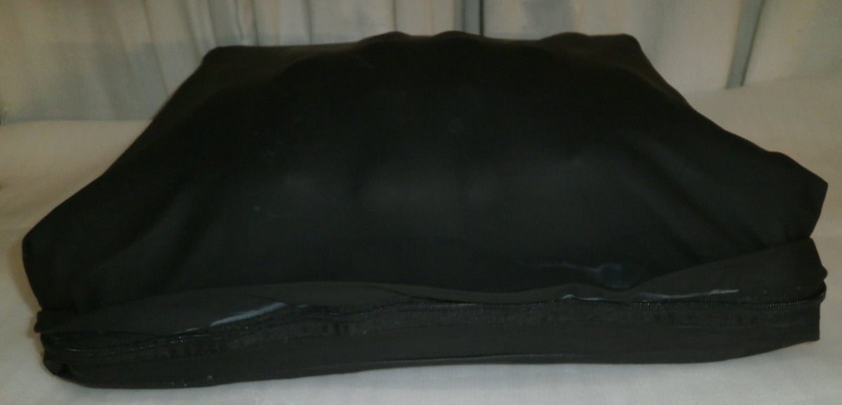ROHO WHEELCHAIR CUSHION 19.5X18.5X4.25 " WITH COVER GOOD CONDITION