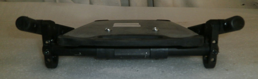 CLICK MANUAL WHEELCHAIR FOOTREST FITS PIPE 31MM DIA GOOD CONDITION