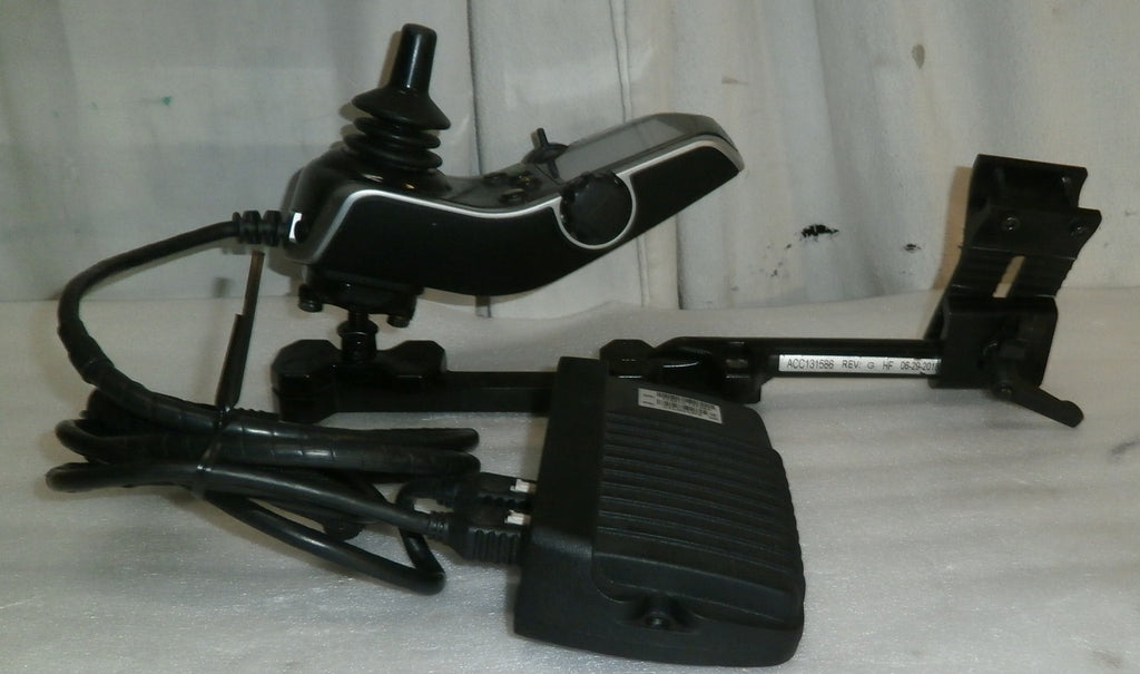 WHEELCHAIR JOYSTICK Q-LOGIC 2 WITH SWING AWAY and CTLDC1472