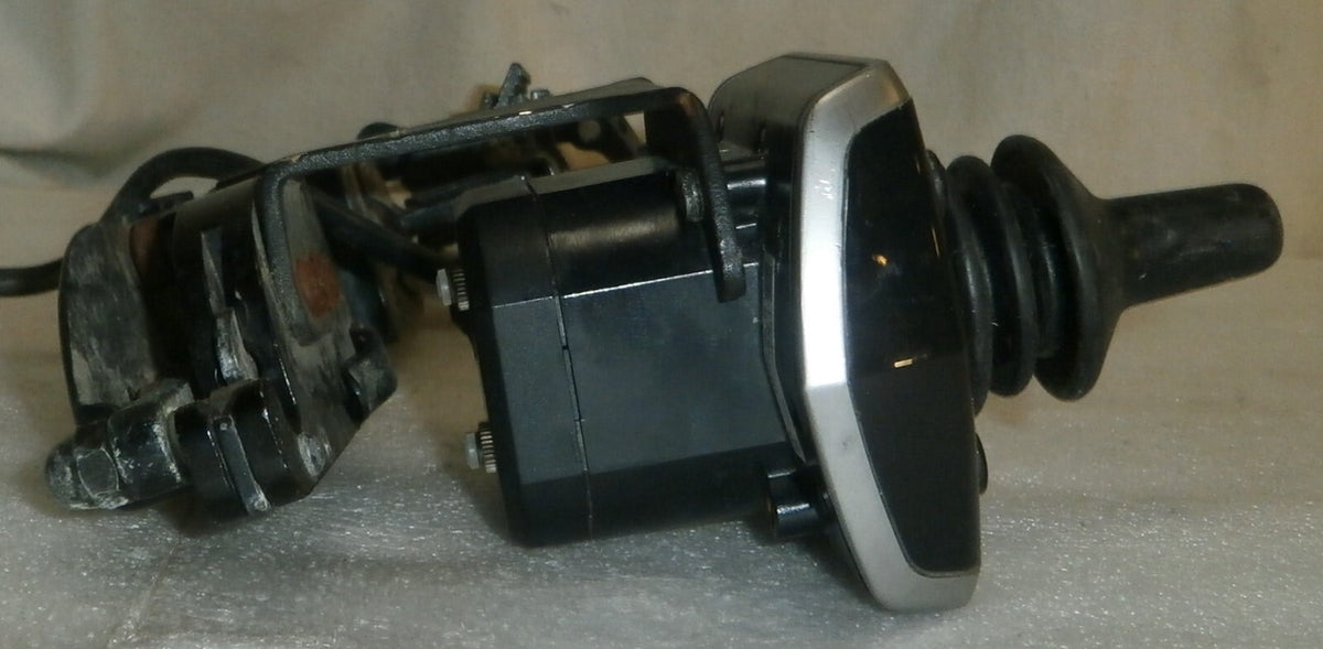 Pride Quantium J6 JOYSTICK WITH ARM FRMASMB5056/ CTL137635/ 1752-8109 USED