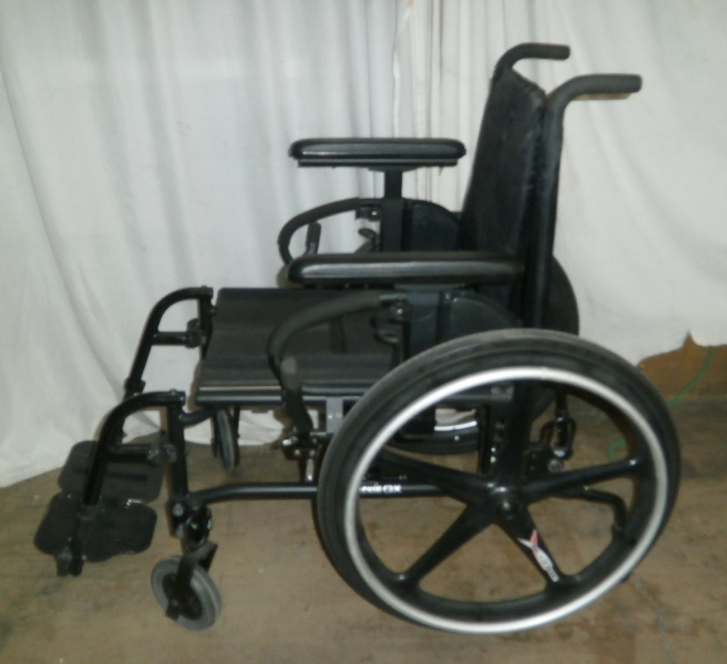 SUNRISE QUICKIE QX MANUAL 17" SEAT WIDTH WHEELCHAIR VERY GOOD CONDITION