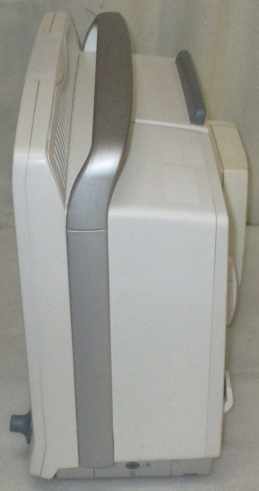 GE Healthcare CARESCAPE B650 w/ E-PSMP-00 Module and SpO₂ Sensor, ESG Cables