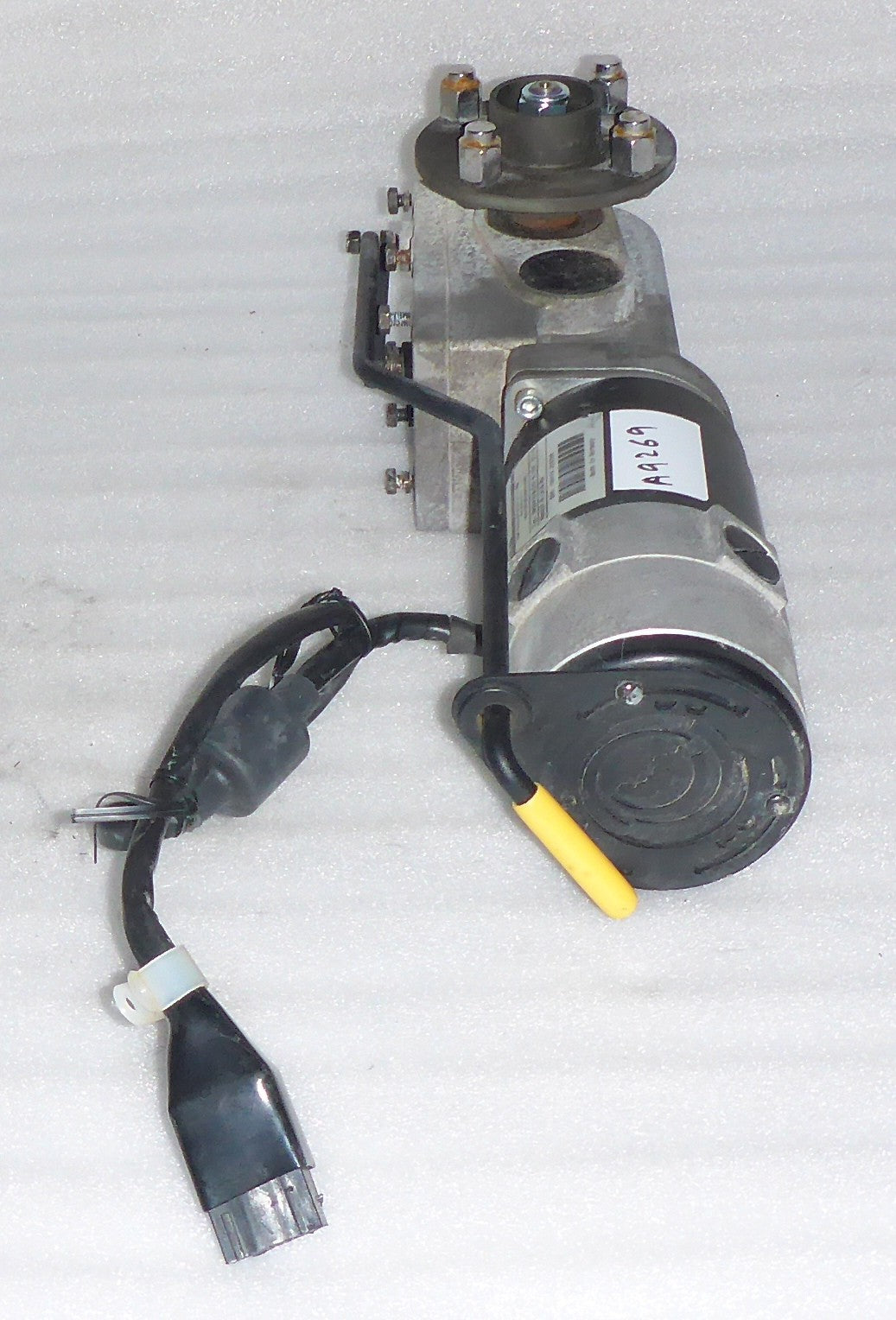 ONE QUICKIE XPERIENCE WHEELCHAIR MOTOR NO 108414 206298 MODEL R00037-R-