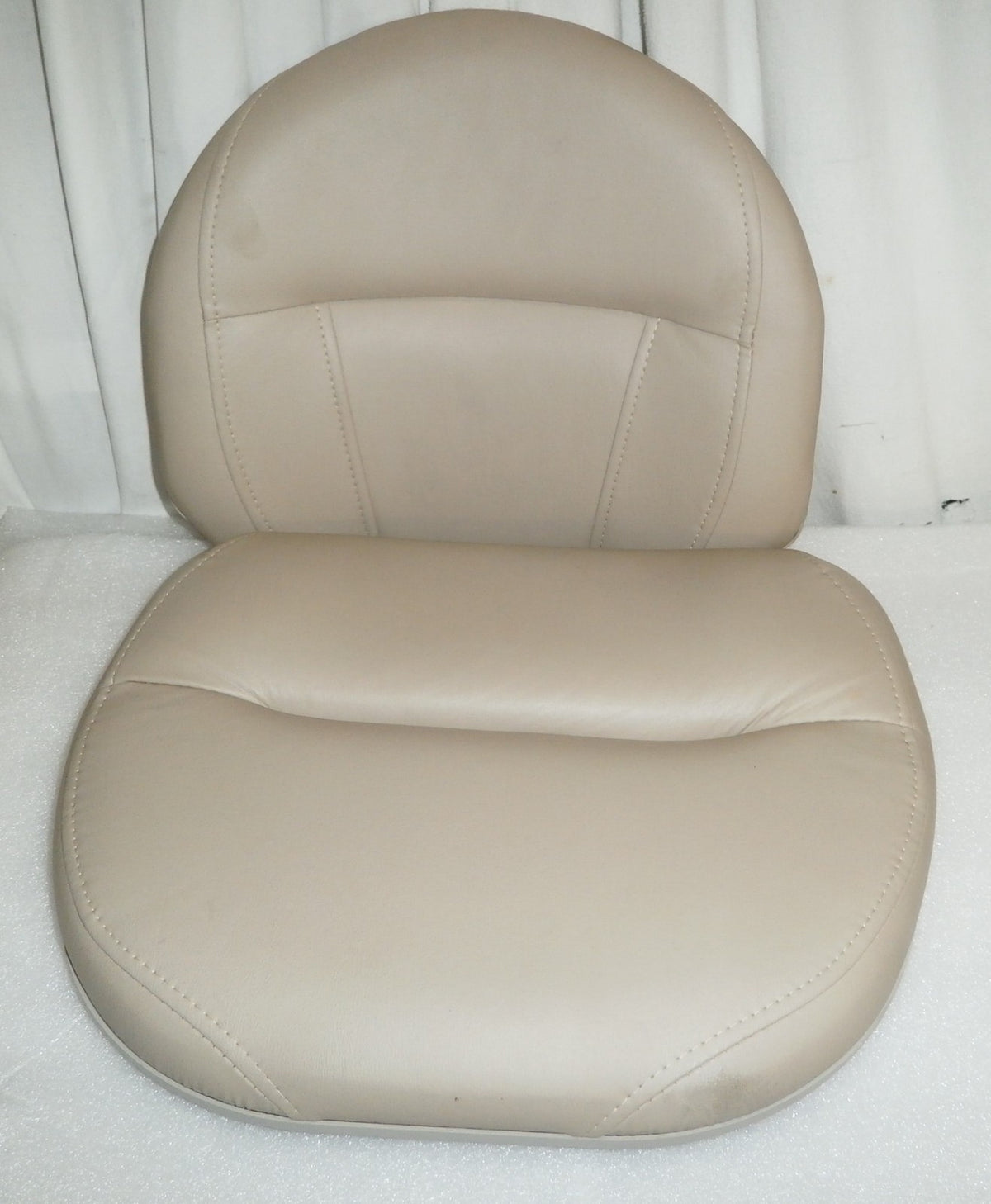 bruno CRE-2110 stair lift 2019 back plash and seat cushion only with bolts a