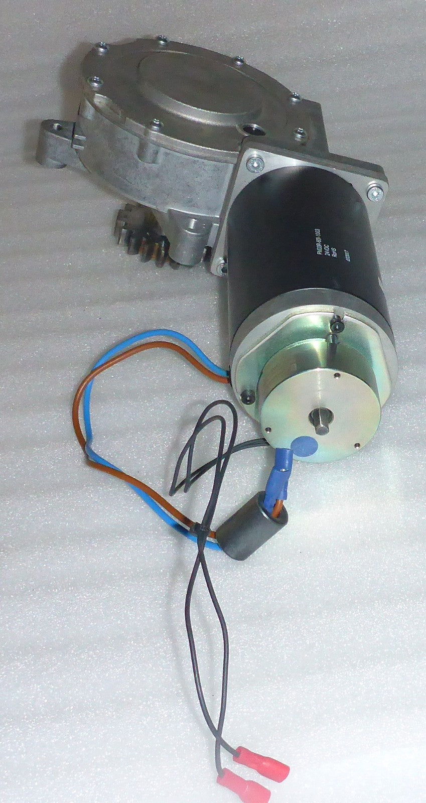 2017 BRUNO STAIR LIFT MOTOR TYPE TW30-1-060-VW-DG-PMDC-41.5 WITH BOLTS AS PHOTO