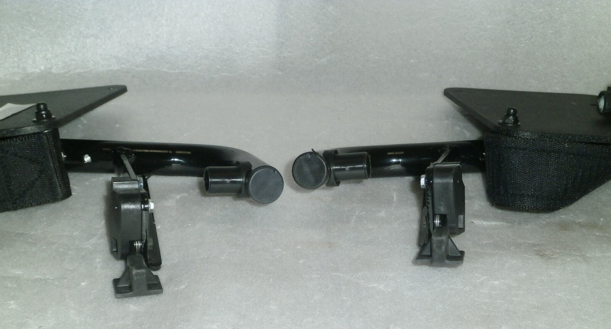SET OF 2 WHEELCHAIR FOOT REST FRAME NEW CONDITION HEAVY DUTY DIMENSION AS PHOTO