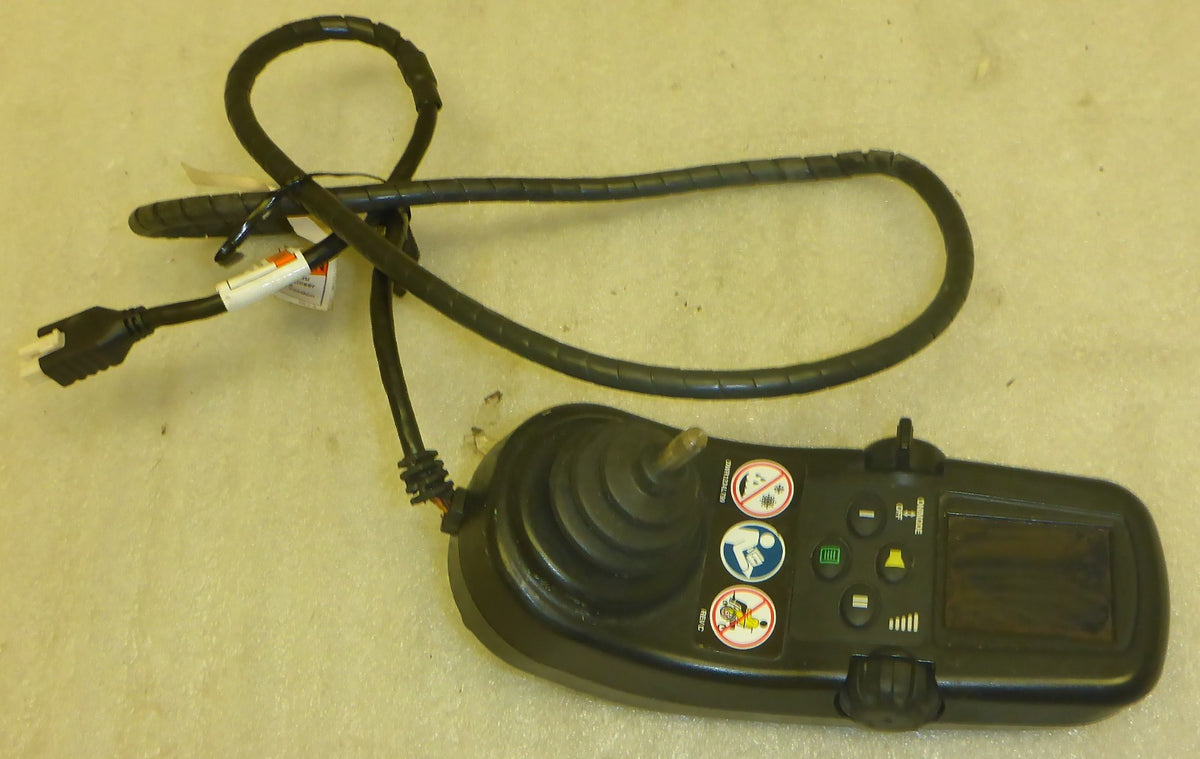 QUANTUM 6000 Z WHEELCHAIR USED JOYSTICK CTLD1467 PLEASE CHECK THE PHOTO