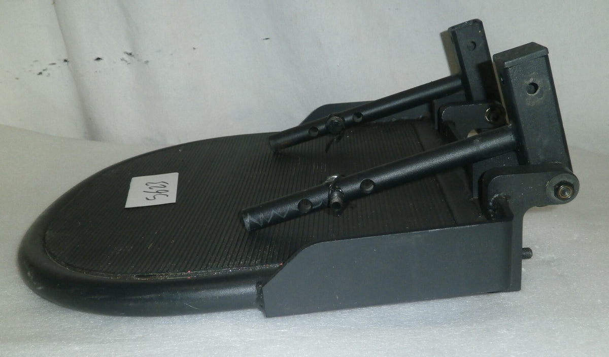 QUANTUM Q1450 FOOTREST WITH BOLTS VERY GOOD CONDITION