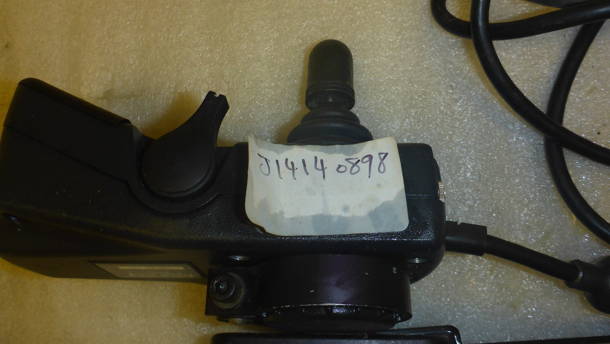 TDX-SP POWER CHAIR JOYSTICK INVACARE MK6-MPJC 1164361 WITH JOYSTIC ARM GOOD