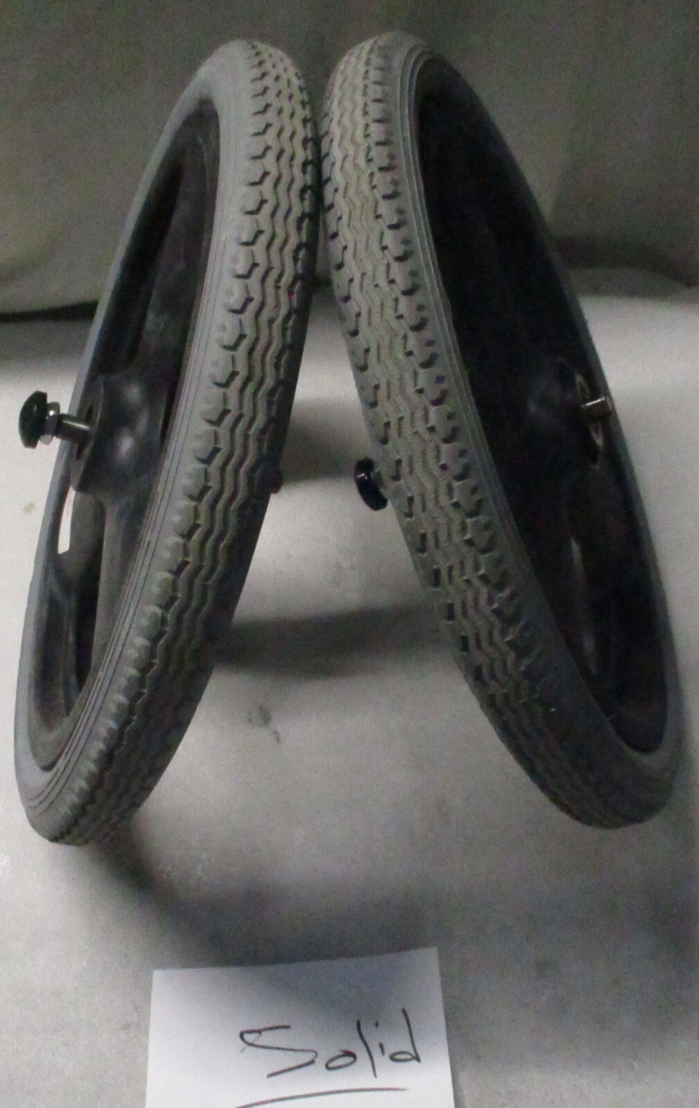 PRIMO WHEELS 16 x 1.75 WITH RIMS GOOD CONDITION WITH AXIS