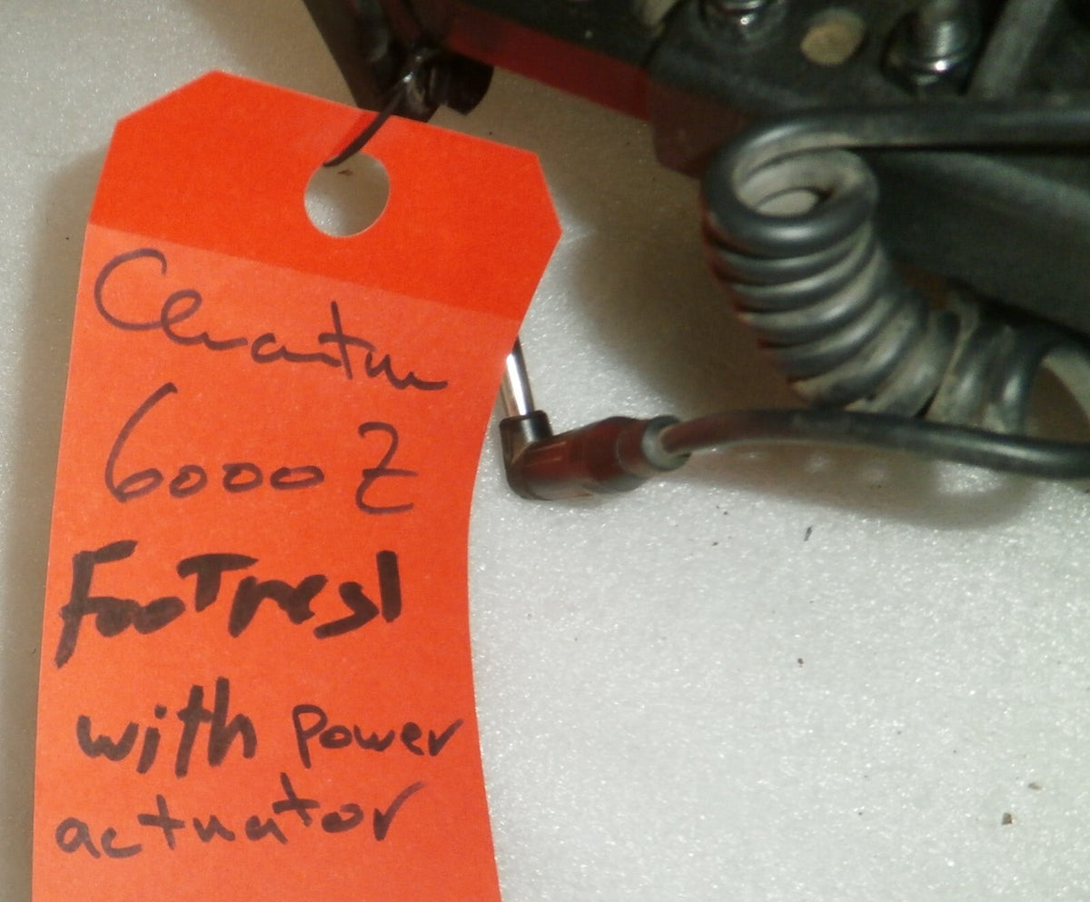 Quantum 6000Z Footrest With Power Actuator Good Condition as Pictures