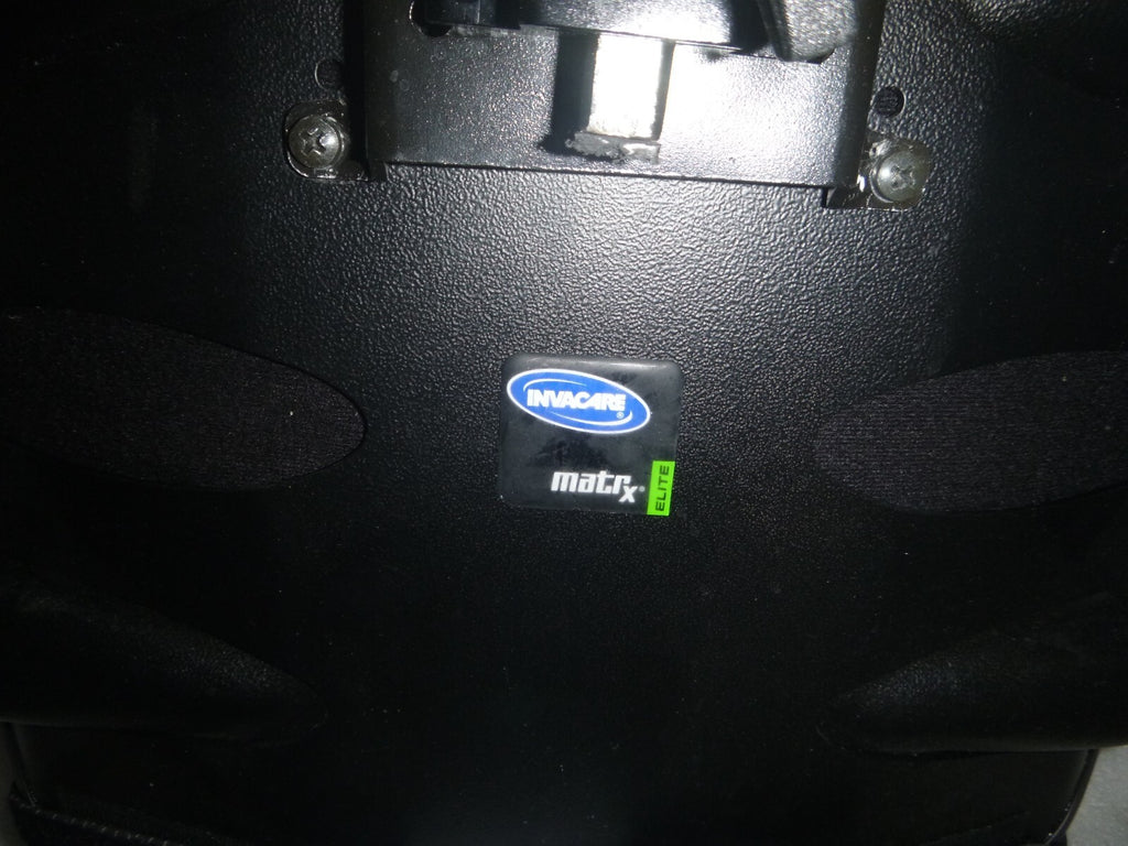 INVACARE MATRX ELITE BACK TRL0040-00R-00 17" X 19" WITH HEADREST AND ACCESSORIES