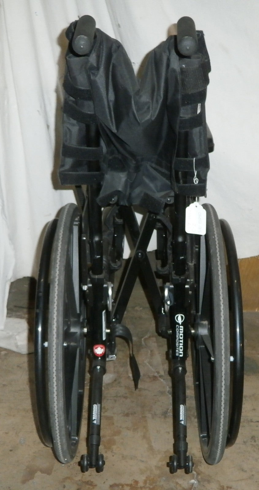 MOTION COMPOSITE MANUAL FOLD WHEELCHAIR 2022 18" SEAT WIDTH, ADJUSTABLE HEIGHT