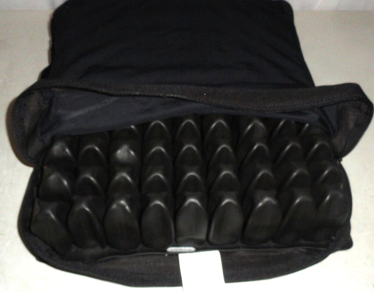 ROHO CUSHION QUAD SELECT 9X10W COVER QS910C 17.75X18.5X4.25 INCH W/ COVER GOOD