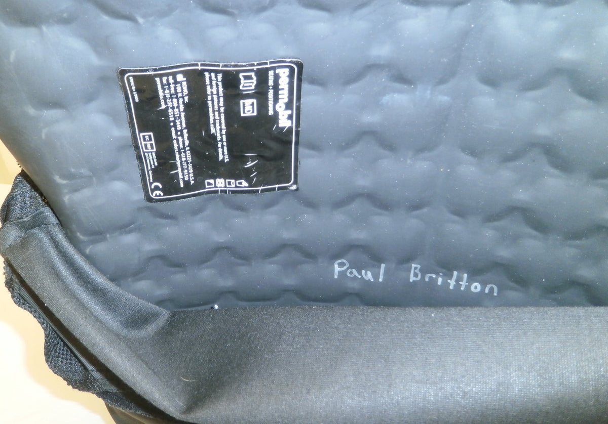 ROHO Wheelchair Seat Cushion Size 19.5X20.25" W/Cover Good Condition