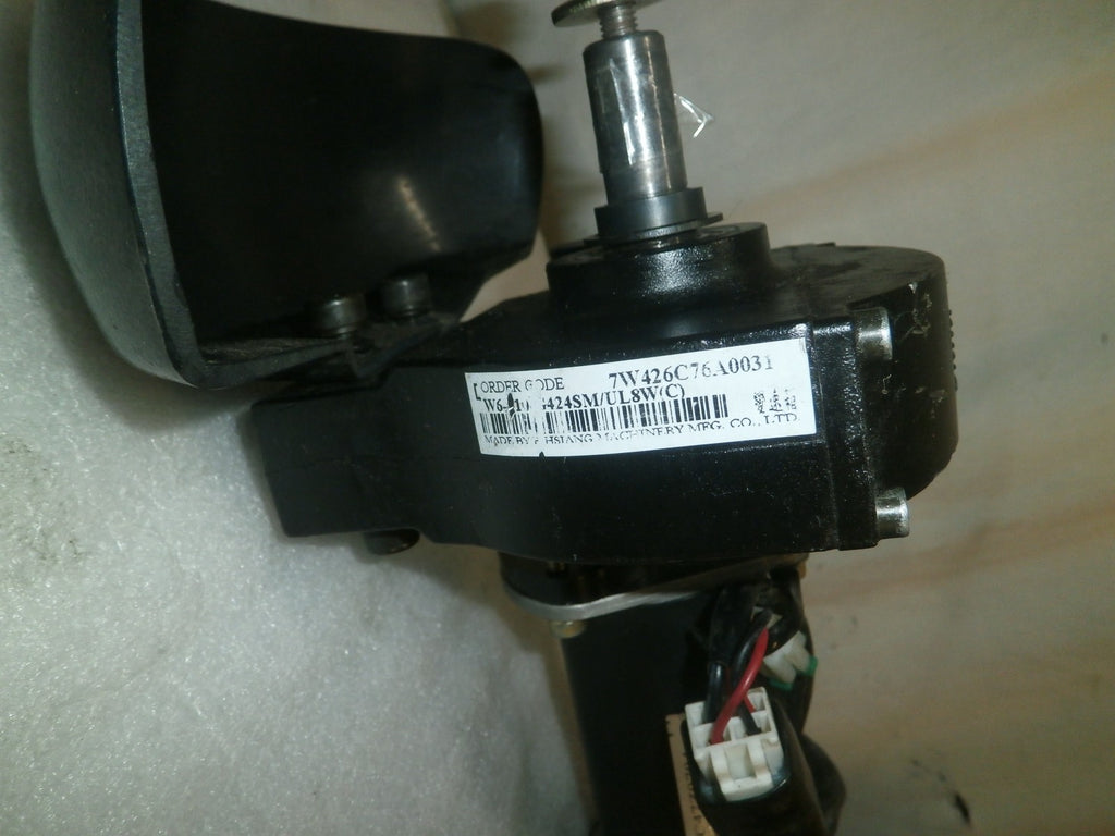 SHOPRIDER PIROUETTE MOTORS LEFT & RIGHT VERY GOOD WORKING CONDITION W/ CABLES