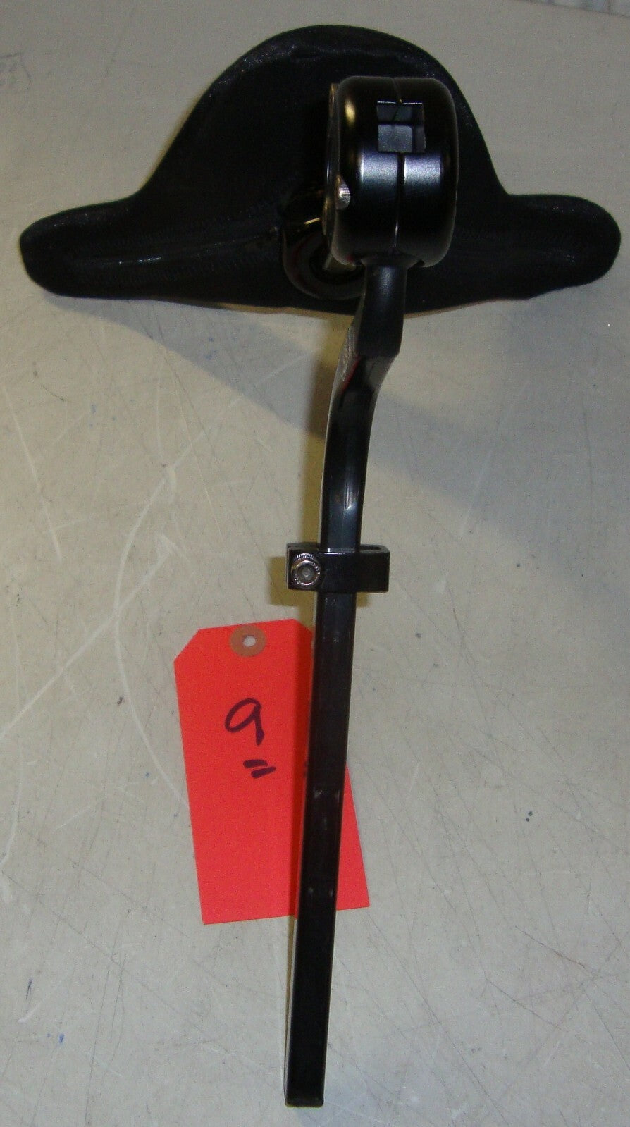 AP- HEAD AND NECK POSITIONING SUPPORT perfect condition for Wheelchair
