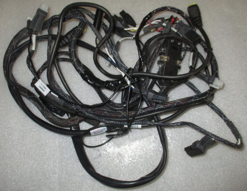 QUICKIE EXPERINCE POWER WHEELCHAIR LO OF CABLES