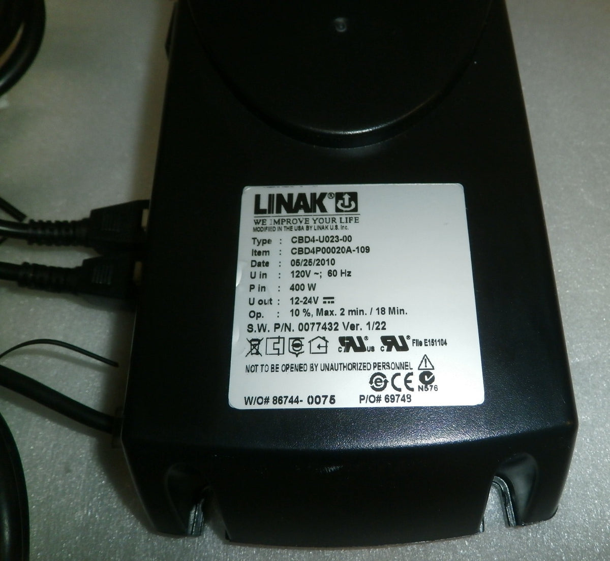 LINAK LIFTING COLUMN DL40047-LINAK CONTROL BOX CBD4-U023 AND LINAK CONTROL