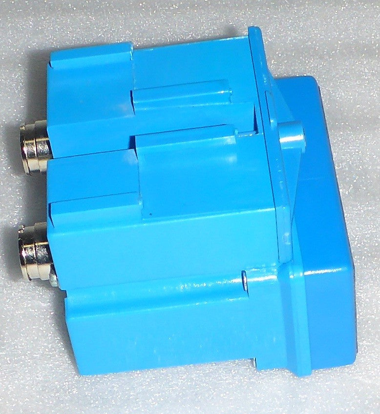 2 of nh102886-TNG AND 2 OF N102887-C AIR LIQUID PARTS AS PHOTO USED GOOD CONDIT