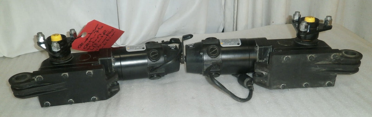 SET OF 2 QUANTUM QM-710 MOTORS 107247/107248 LEFT & RIGHT GOOD WORKING CONDITION