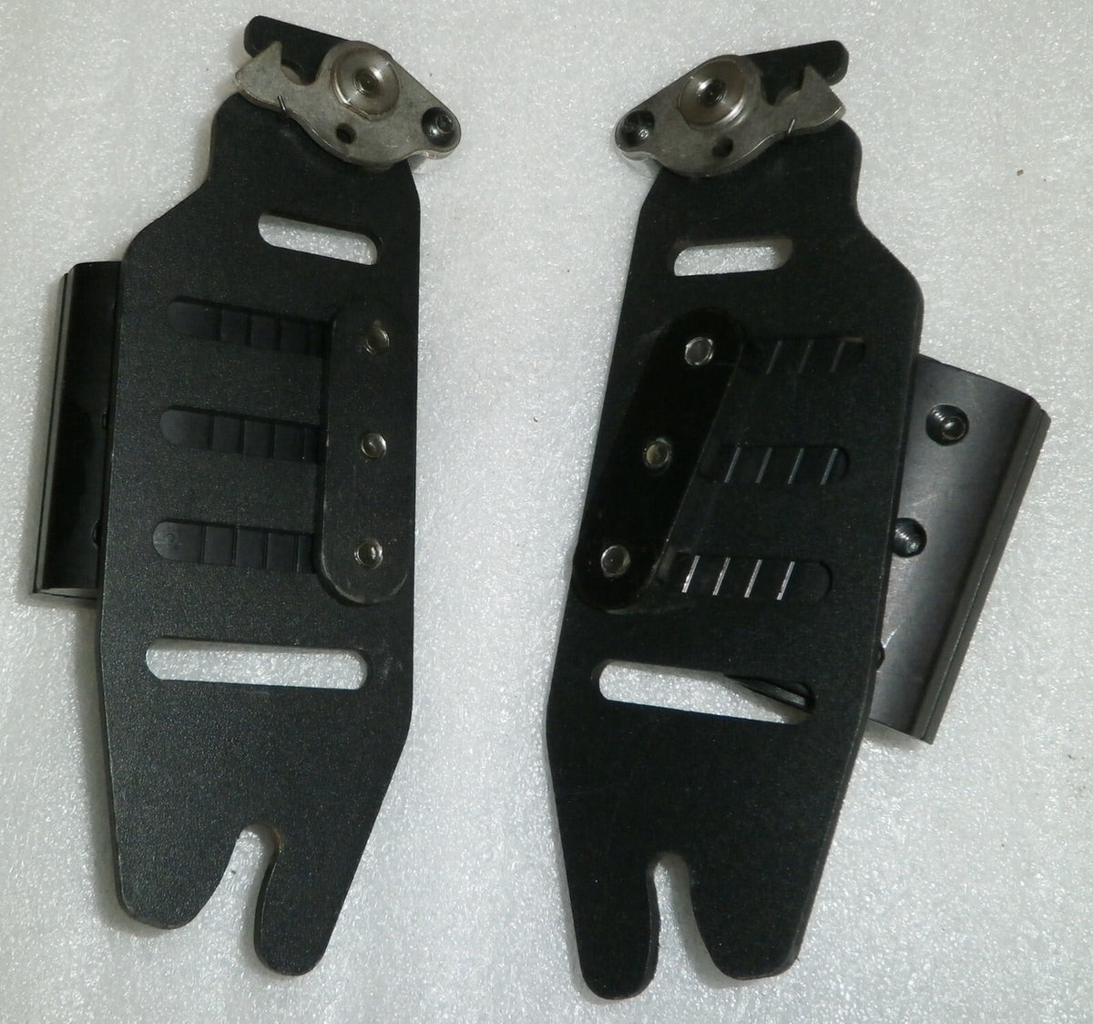 SET OF 2 Future Mobility WHEELCHAIR BACK SUPPORT BRACKET GOOD AS PICTURE