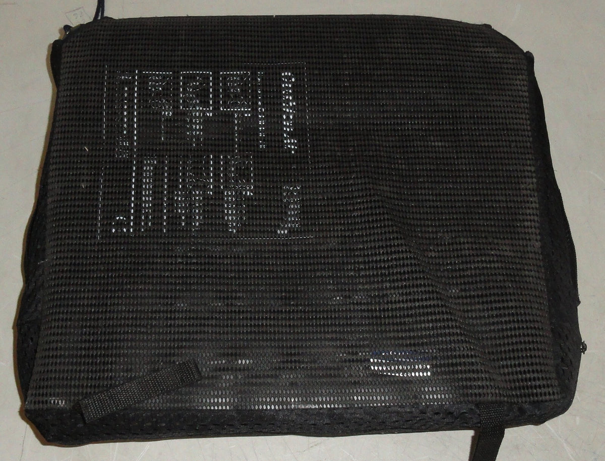 MAPLE LEAF WHEELCHAIR CUSHION AIR SIZE 18X16" WITH COVER VERY GOOD CONDITION