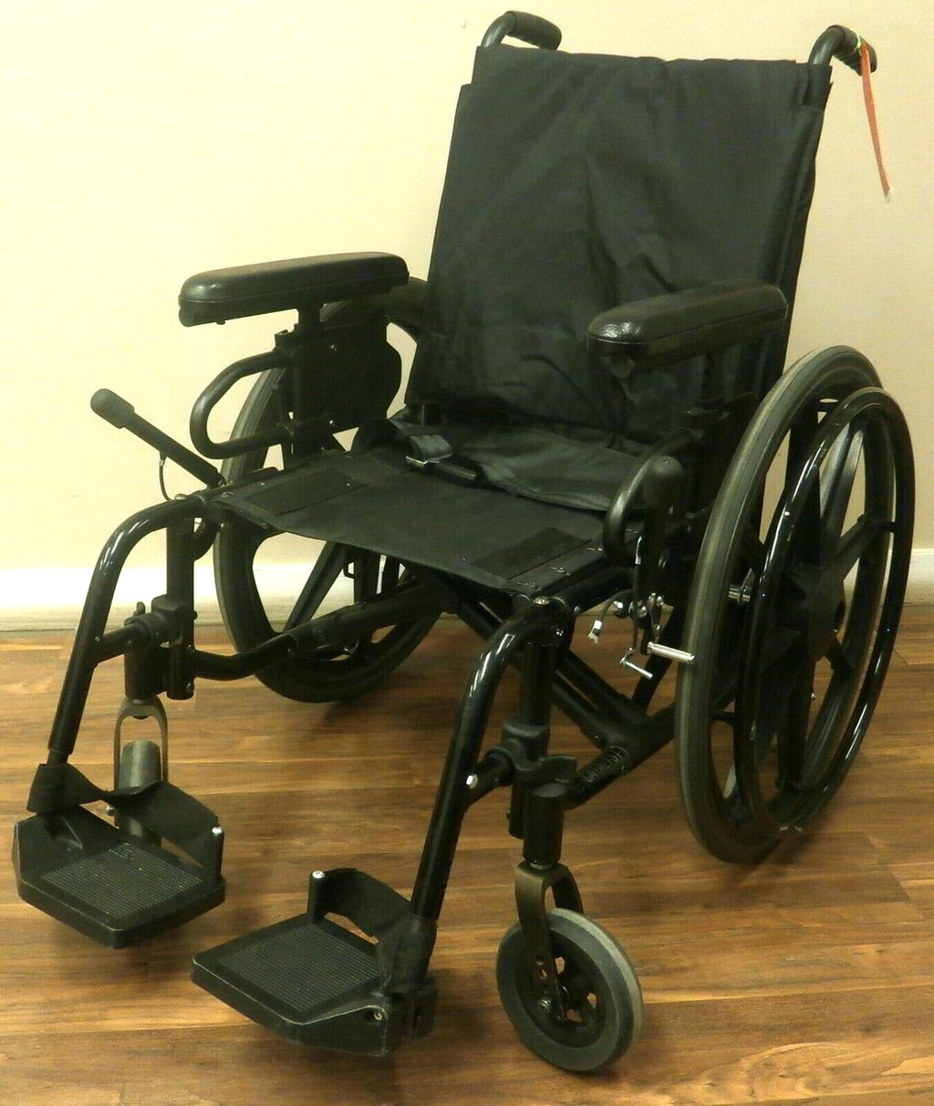 KI MOBILITY C4 4C WHEELCHAIR WITH SEAT WIDTH 17 INCH