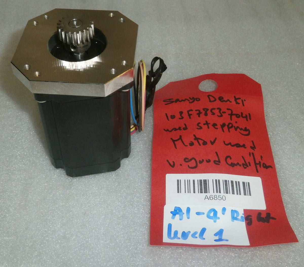 SANYO DENKI Used 103F7853-7041 STEPPING MOTOR StepSyn Very Good Condition